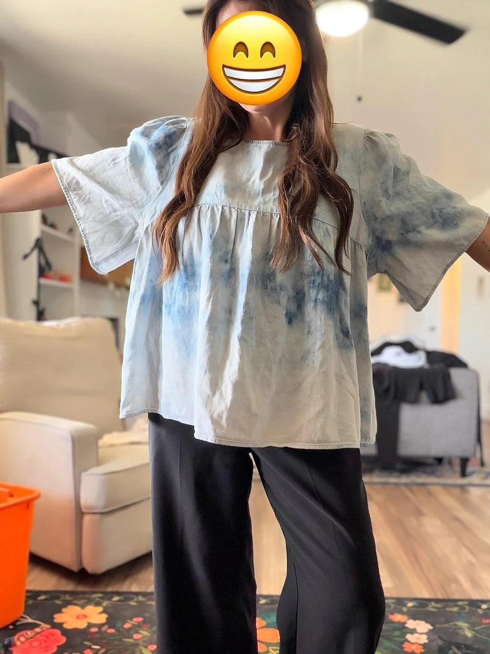Tie-Dye Short Sleeve Blouse in Blue & White Like New